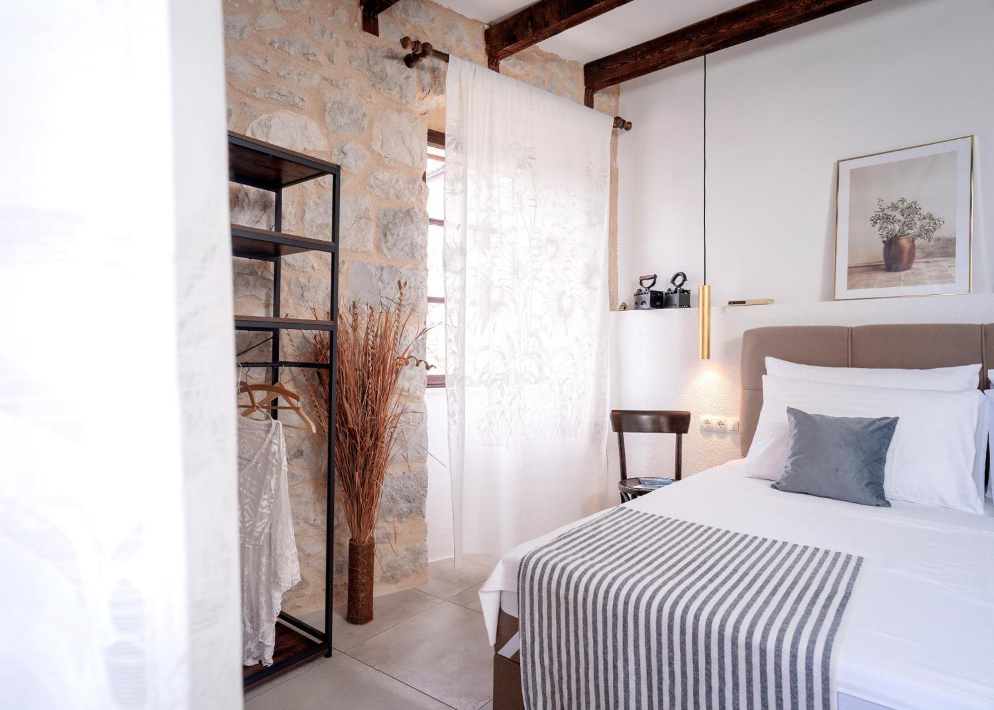 Holiday Home Skala With Hot Tub & Kala With Terrace Pitve Exteriér fotografie